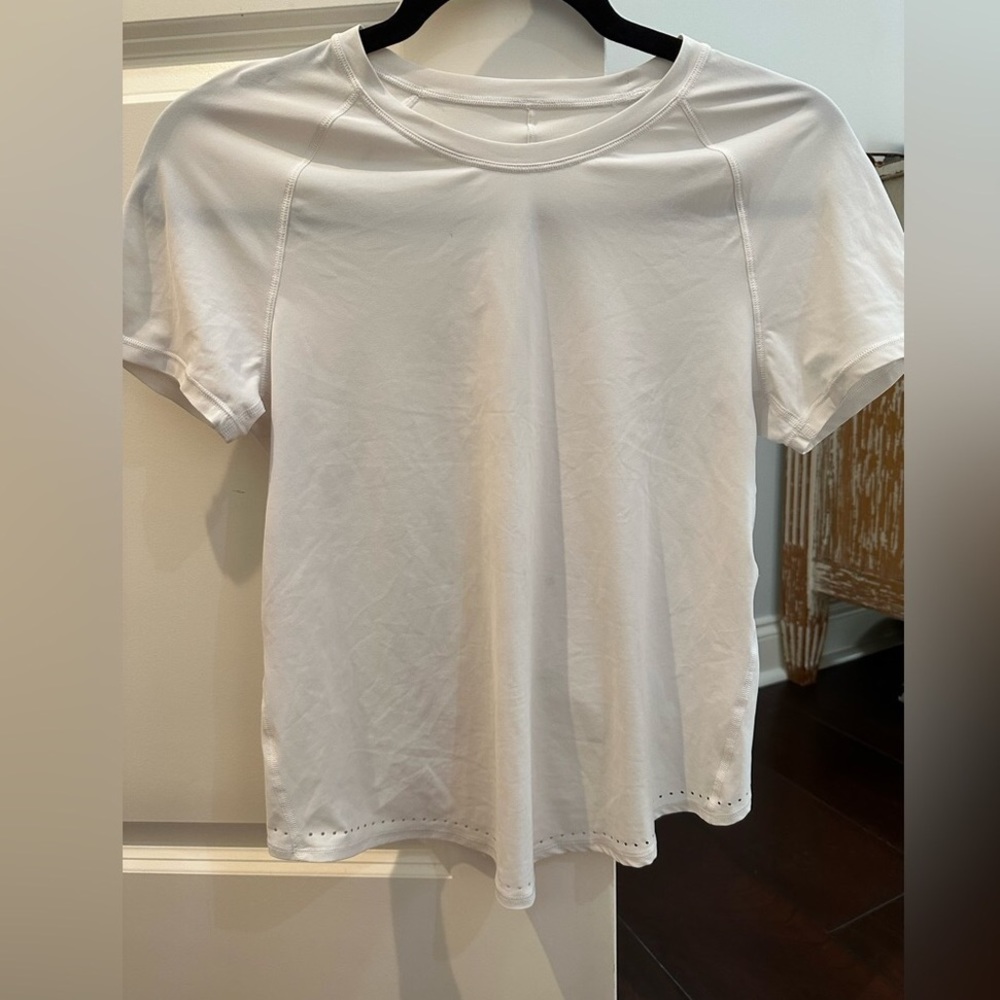 LULULEMON SHIRT!! size SMALL